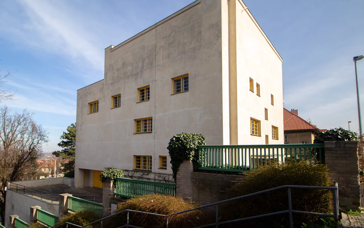 Villa Müller from the public staircase below, its white walls rising above the garden